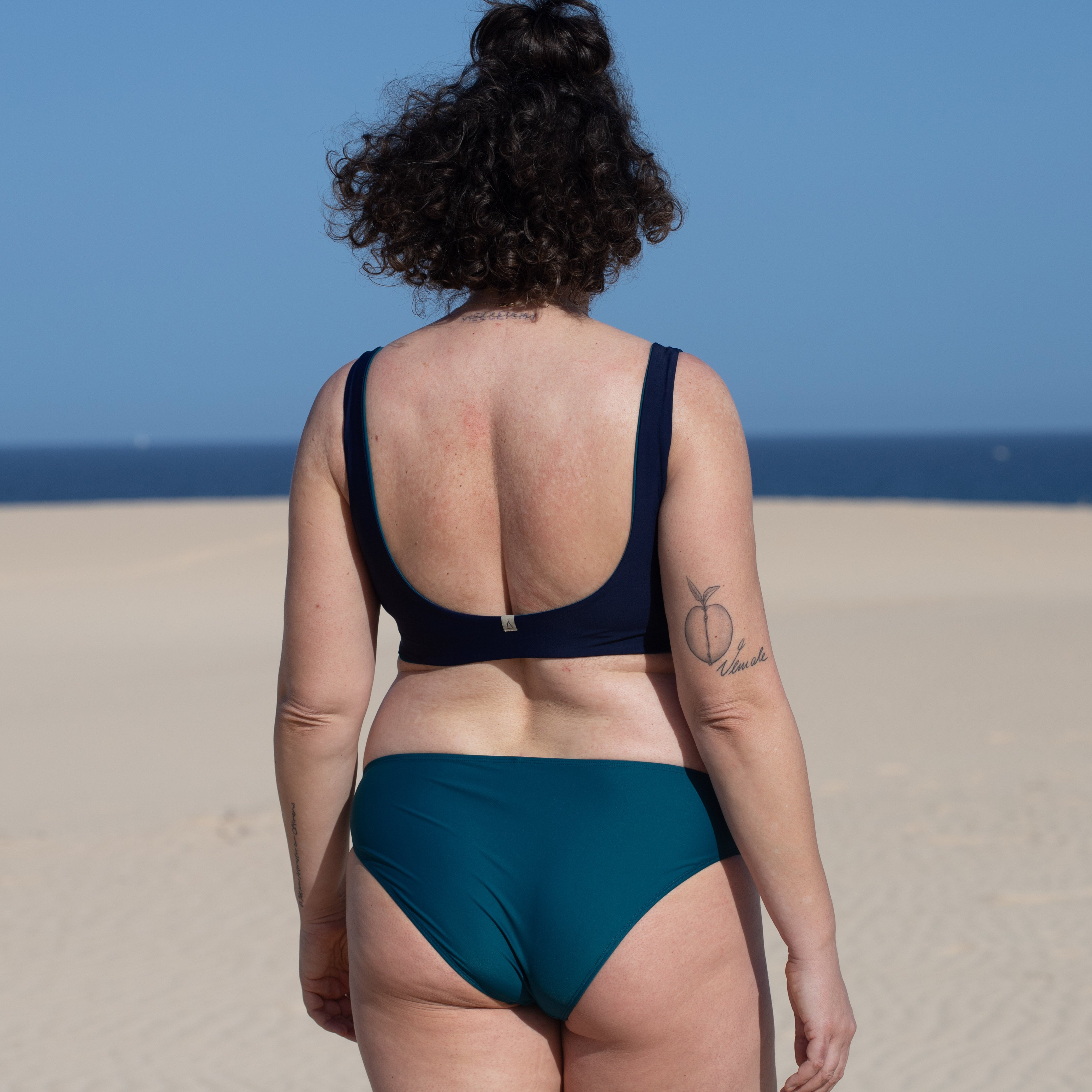 Regular Cut Bikini Hose CHILL Classic