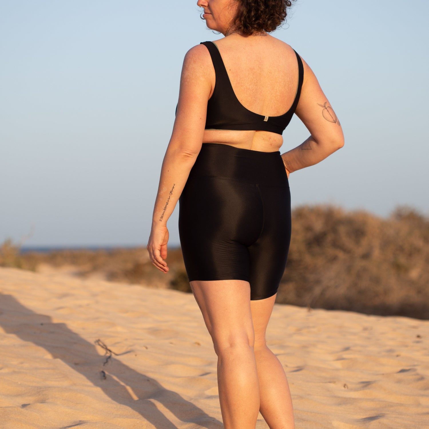 High Waist Short Tight CHILL Classic