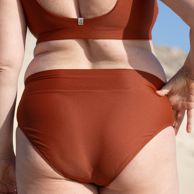 Soft Waist Bikini Hose FLOW Rostbraun