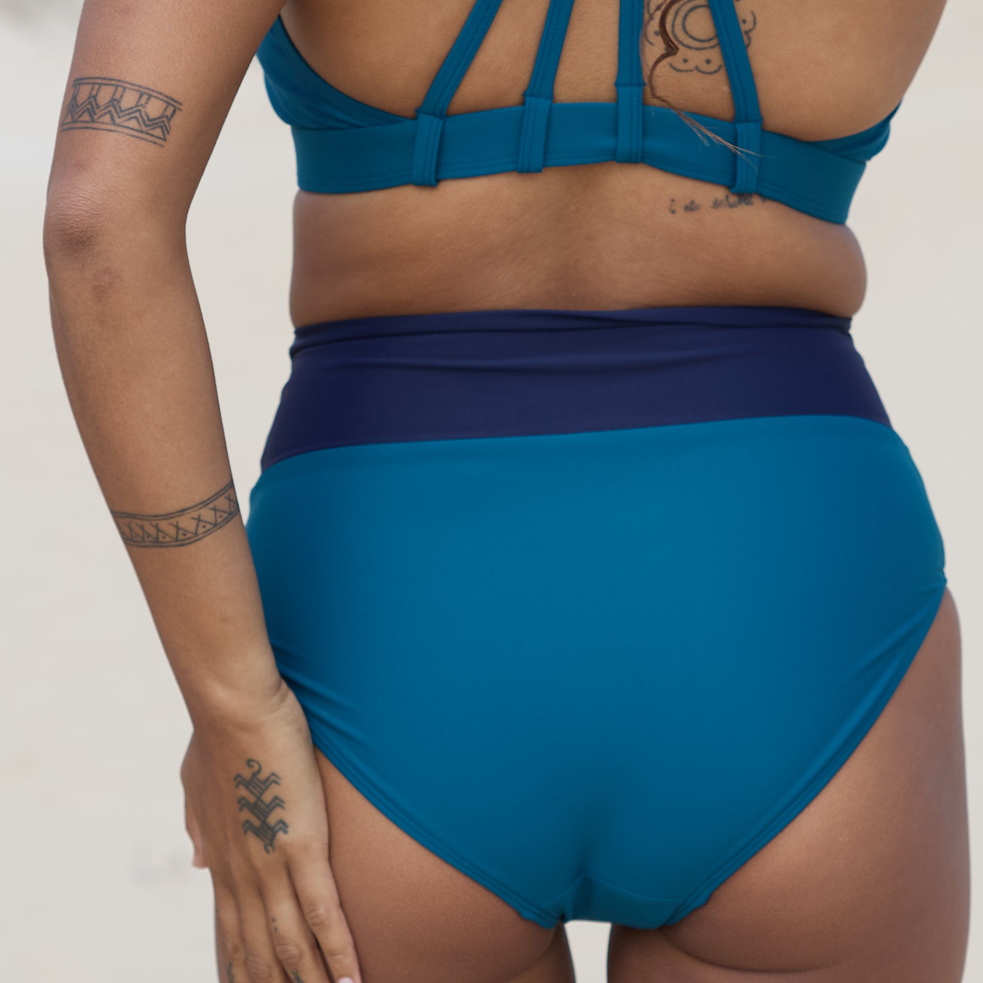 INASKA_Soft_High_Waist_Bikini_Hose_FEEL_Petrol_Dunkelblau_7