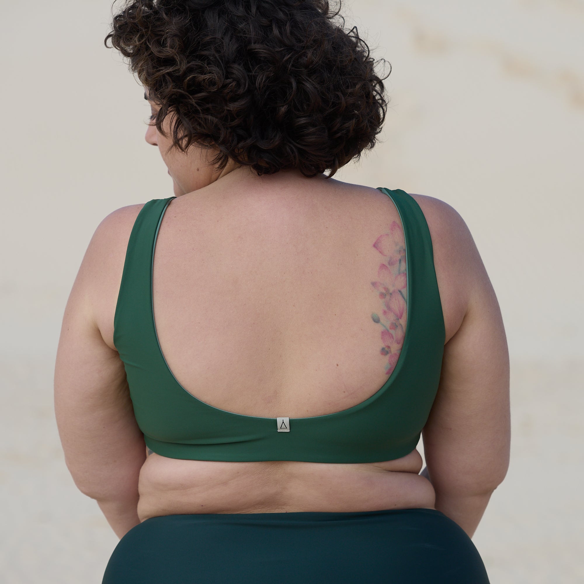 INASKA_Wendbares_Bikini_Oberteil_PURE_Khaki_Moosgruen